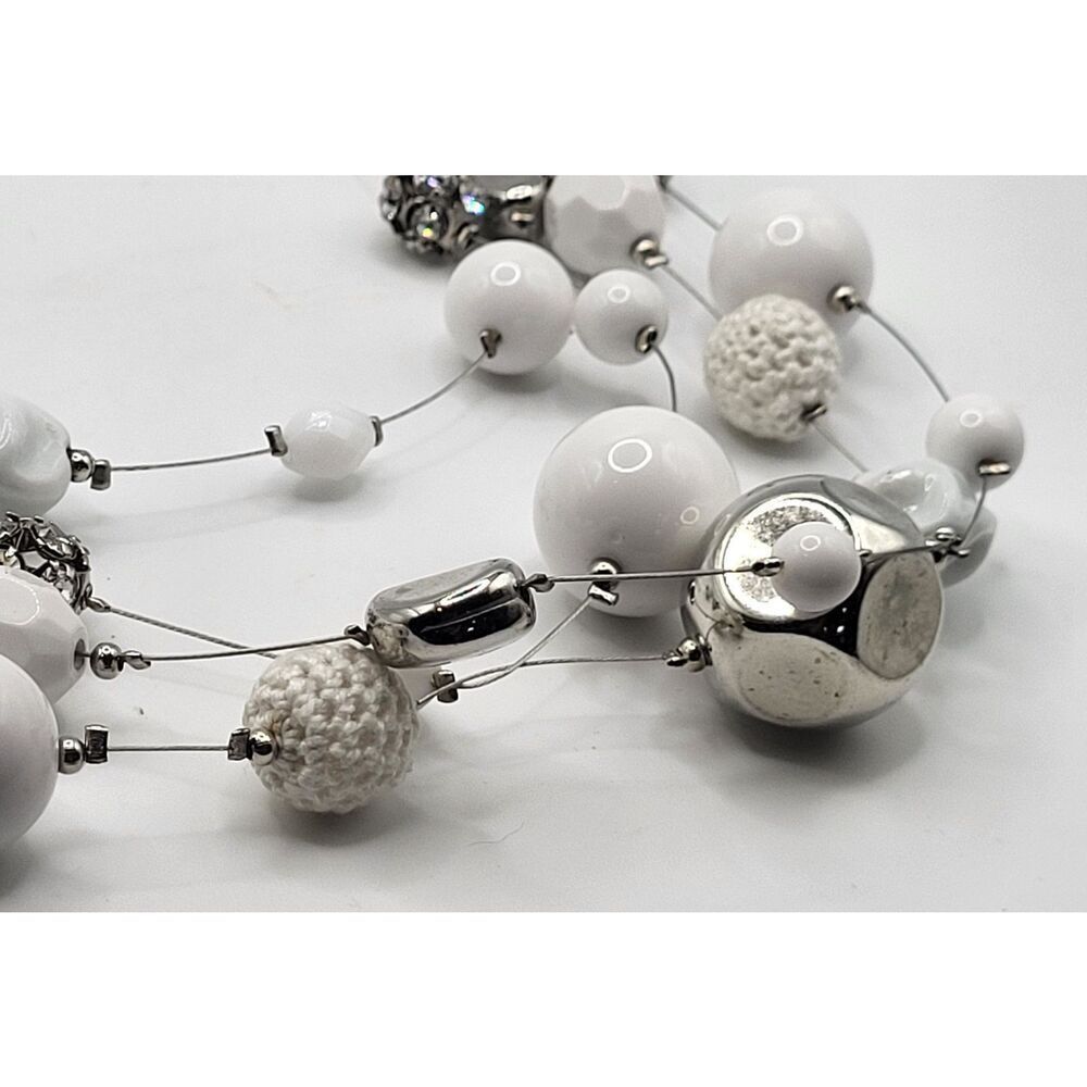 Vintage 90s Fashion White Silver Floating Station Necklace Chunky 22in